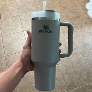 40oz Stanley Cup